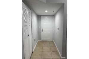 221 Palm Drive, Port Saint Lucie, FL 34986 - MLS#B26001567