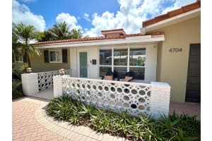 4704 Fillmore Street, Hollywood, FL 33021 - MLS#B26001573