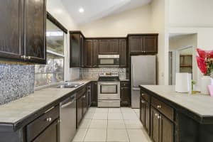 533 Avon Avenue, Port Saint Lucie, FL 34983 - MLS#B26001627