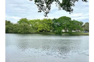 9450 Poinciana Place, Davie, FL 33324 - MLS#B26001638