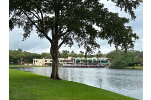 9450 Poinciana Place, Davie, FL 33324 - MLS#B26001638