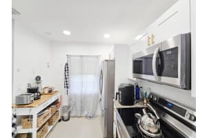 7807 Golf Cir Circle, Margate, FL 33063 - MLS#B26001646