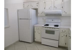 9233 8th Street, Boca Raton, FL 33428 - MLS#B26001647