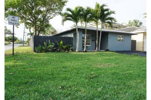 1498 38th Street, Oakland Park, FL 33334 - MLS#B26001674