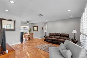 200 5th Street, Boca Raton, FL 33432 - MLS#B26001712