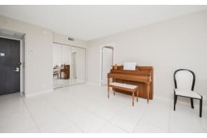 20335 Country Club Drive, Aventura, FL 33180 - MLS#B26001743