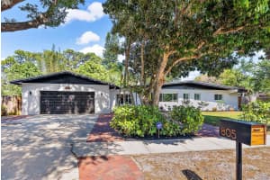 805 Madison Avenue, Stuart, FL 34996 - MLS#B26001752