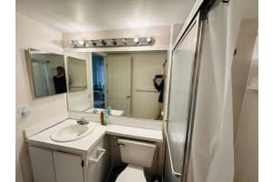 1110 Green Pine Boulevard, West Palm Beach, FL 33409 - MLS#B26001758