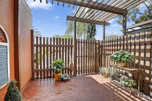 1533 Fairway Road, Pembroke Pines, FL 33026 - MLS#B26001768