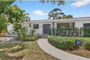 2101 Collier Avenue, Lake Worth Beach, FL 33461 - MLS#B26001769