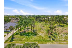 2008 Leafy Road, Port St Lucie, FL 34953 - MLS#B26001776