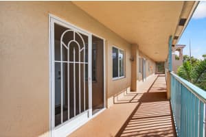 5749 Gemstone Court, Boynton Beach, FL 33437 - MLS#B26001825