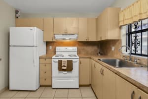 6715 26th Drive, Hialeah, FL 33016 - MLS#B26001835