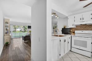 4801 Martinique Place, Coconut Creek, FL 33066 - MLS#B26001843