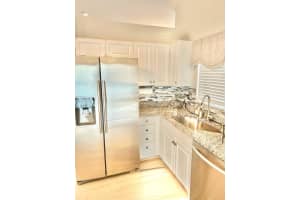 11583 Colonnade Drive, Boynton Beach, FL 33437 - MLS#B26001864