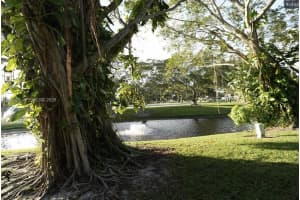 2427 24th Lane, Palm Beach Gardens, FL 33418 - MLS#B26001878