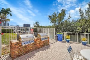 2860 14th Street Causeway, Pompano Beach, FL 33062 - MLS#B26001880