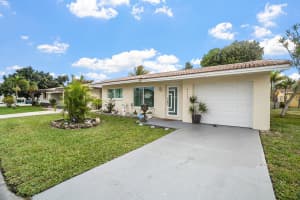 4708 49th Drive, Tamarac, FL 33319 - MLS#B26001908