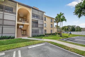 812 Sky Pine Way, Greenacres, FL 33415 - MLS#B26001910