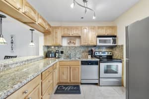 5200 Washington Street, Hollywood, FL 33021 - MLS#B26001973