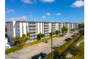 16851 23rd Avenue, North Miami Beach, FL 33160 - MLS#B26001983