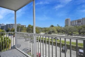 16851 23rd Avenue, North Miami Beach, FL 33160 - MLS#B26001983