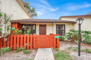 7909 Villa Circle, Hobe Sound, FL 33455 - MLS#B26001999