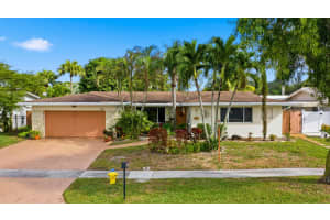 1811 119th Avenue, Pembroke Pines, FL 33026 - MLS#B26002012