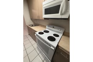 900 17th Avenue, Fort Lauderdale, FL 33311 - MLS#B26002033