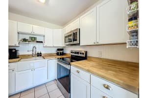 1090 Bianca Drive, Palm Bay, FL 32905 - MLS#B26002054