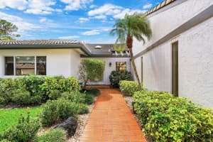 86 Cambridge Lane, Boynton Beach, FL 33436 - MLS#B26002065