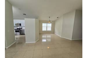 1041 Fairfax Circle, Boynton Beach, FL 33436 - MLS#B26002066