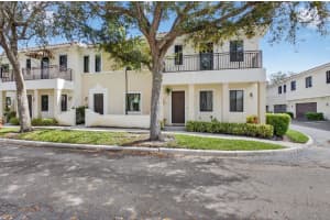 2515 Venetian Court, Boynton Beach, FL 33426 - MLS#B26002080