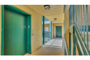 875 Riverside Drive, Coral Springs, FL 33071 - MLS#B26002087