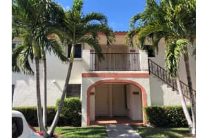 2800 Palmwood Terrace, Boca Raton, FL 33431 - MLS#B26002112