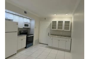 2700 Riverside Drive, Coral Springs, FL 33065 - MLS#B26002128