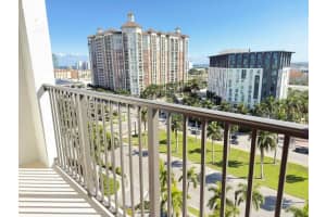 651 Okeechobee Boulevard, West Palm Beach, FL 33401 - MLS#B26002159