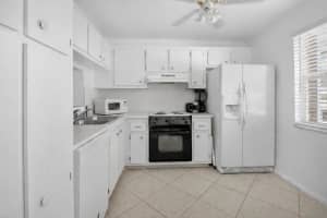 931 Gardenia Drive, Delray Beach, FL 33483 - MLS#B26002181