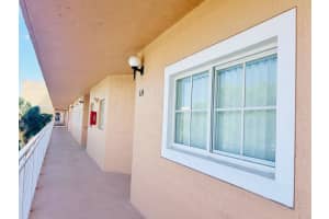 4723 Lucerne Lakes Boulevard, Lake Worth, FL 33467 - MLS#B26002212