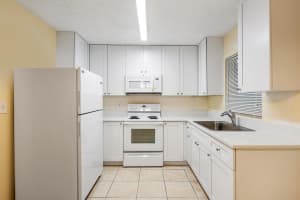 9423 52nd Court, Cooper City, FL 33328 - MLS#B26002235