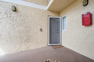 1552 Royal Green Circle, Port Saint Lucie, FL 34952 - MLS#B26002247