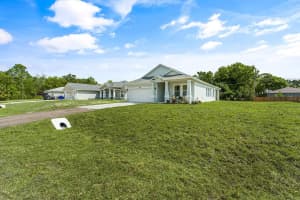 8646 100th Avenue, Vero Beach, FL 32967 - MLS#B26002253