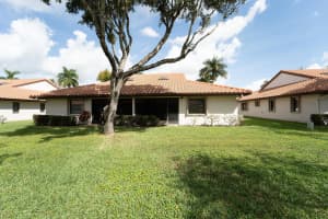 6045 Sunny Pointe Circle, Delray Beach, FL 33484 - MLS#B26002259