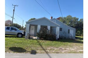 701 13th Street, Fort Pierce, FL 34950 - MLS#B26002283