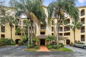 200 Uno Lago Drive 201, Juno Beach, Fl 33408, Juno Beach