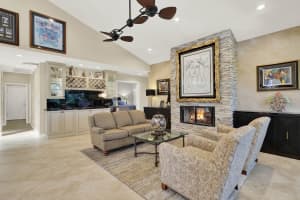 4084 Gleneagle Circle, Palm City, FL 34990 - MLS#B26002306