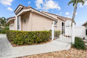 6938 Briarlake Circle, West Palm Beach, FL 33418 - MLS#B26002341