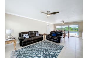 6803 Kingston Drive, Lake Worth, FL 33462 - MLS#B26002366