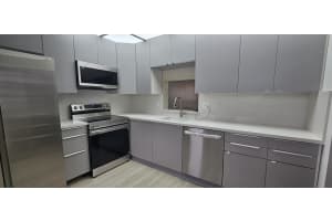 421 14th Avenue, Hallandale Beach, FL 33009 - MLS#B26002367