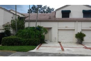 1653 Cypress Pointe Drive, Coral Springs, FL 33071 - MLS#B26002394